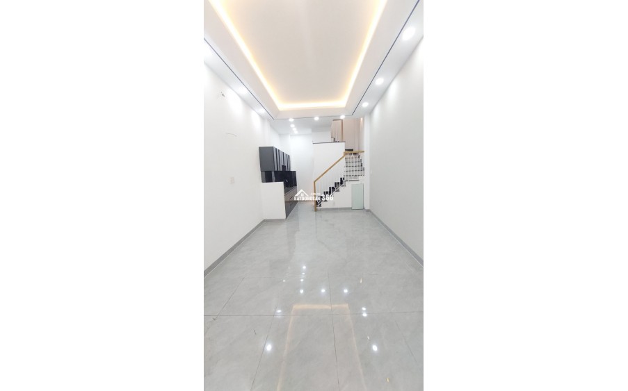 NHÀ ĐẸP HẺM XE HƠI RẠCH ÂU DƯƠNG LÂN – Q8 – 3.3/3.9M x10M – 3 TẦNG – GIÁ 6.8 TỶ