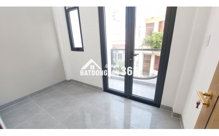 NHÀ ĐẸP HẺM XE HƠI RẠCH ÂU DƯƠNG LÂN – Q8 – 3.3/3.9M x10M – 3 TẦNG – GIÁ 6.8 TỶ