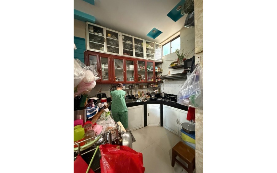 Bán nhà / Trần Xuân Soạn, phường Tân Hưng(Quận7 cũ) , cách 30m ra mặt tiền