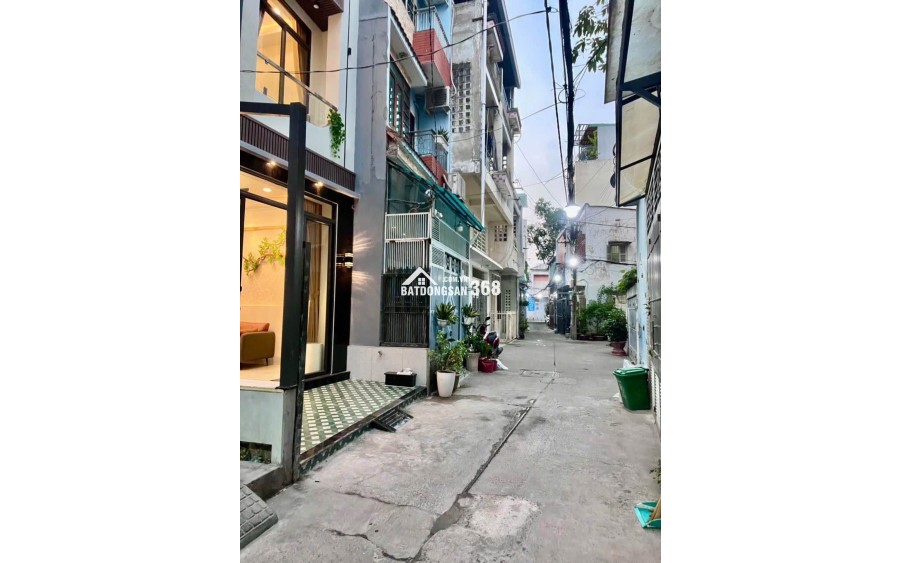 Phạm Văn Hai – Tân Bình | Hẻm 4m xe hơi đỗ cửa – nhà đẹp 4 tầng, nội thất xịn, vị trí sát Phú Nhuận – Quận 10 – Quận 3.
