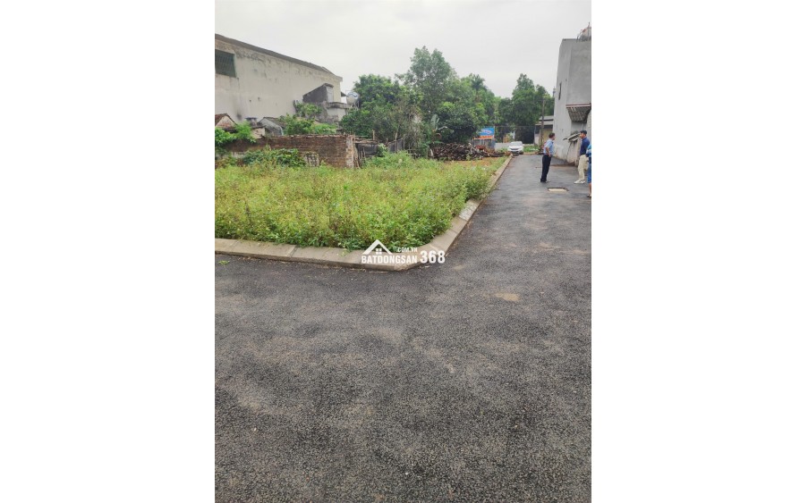 Lô đất 100m2 gần Đại học Quốc Gia, khu vực trung tâm Hòa Lạc. Phù hợp xây trọ, đầu tư sinh lời, kết nối Metro 5 – Quốc Lộ 21