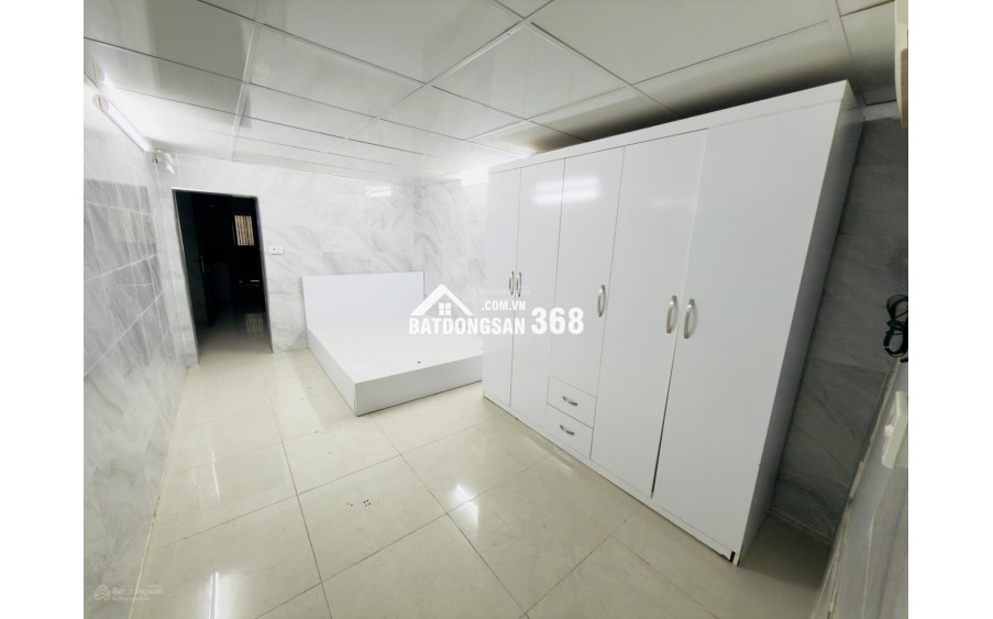 Bán nhà tập thể Ngô Thì Nhậm HBT cũ 82m2 2 ngủ 1wc chỉ nhỉnh 4,5x tỷ ô tô