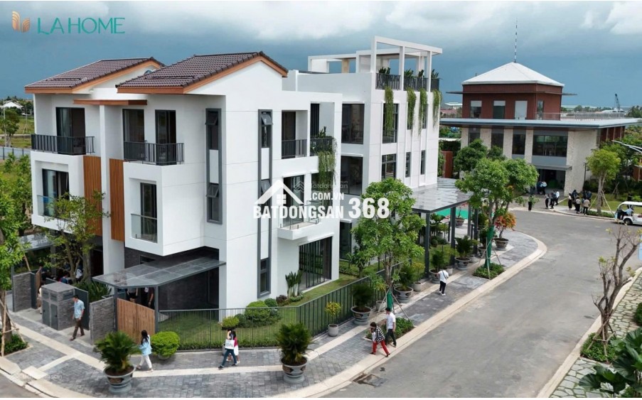 CẦN BÁN NHANH NHÀ PHỐ SÂN VƯỜN GIÁ 4XTR/ m2