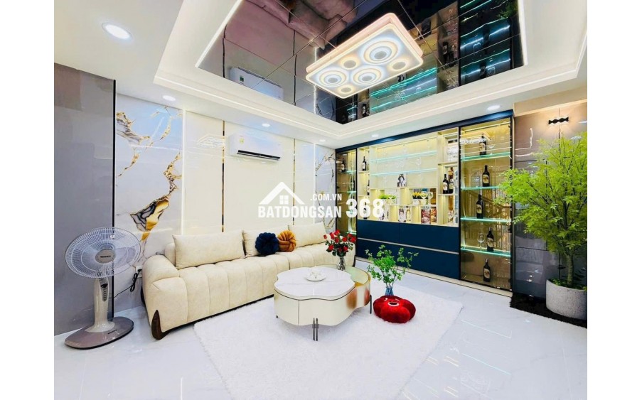 THẠCH BÀN – NHÀ DÂN XÂY 42M2 × 5 TẦNG – Ô TÔ ĐỖ CỬA – NHỈNH 8 TỶ