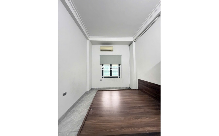 BÁN NHÀ THẠCH BÀN LONG BIÊN 40M2 5 TẦNG GẦN PHỐ GIÁ NHỈNH 7 TỶ