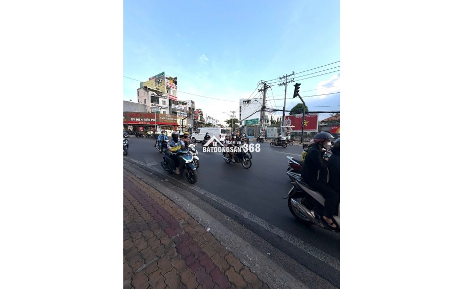 Cho thuê mặt bằng mặt tiền 73 Võ Văn Ngân Thủ Đức siêu đẹp