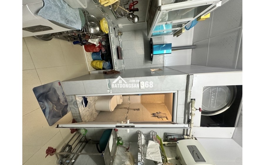 Bán nhà tập thể Hai Bà Trưng 50m ngay Lò Đúc chỉ 2,9x tỷ cải tạo thành 2 ngủ