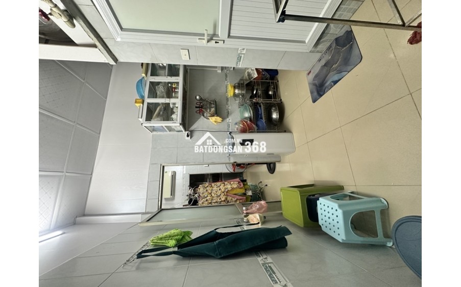 Bán nhà tập thể Hai Bà Trưng 50m ngay Lò Đúc chỉ 2,9x tỷ cải tạo thành 2 ngủ