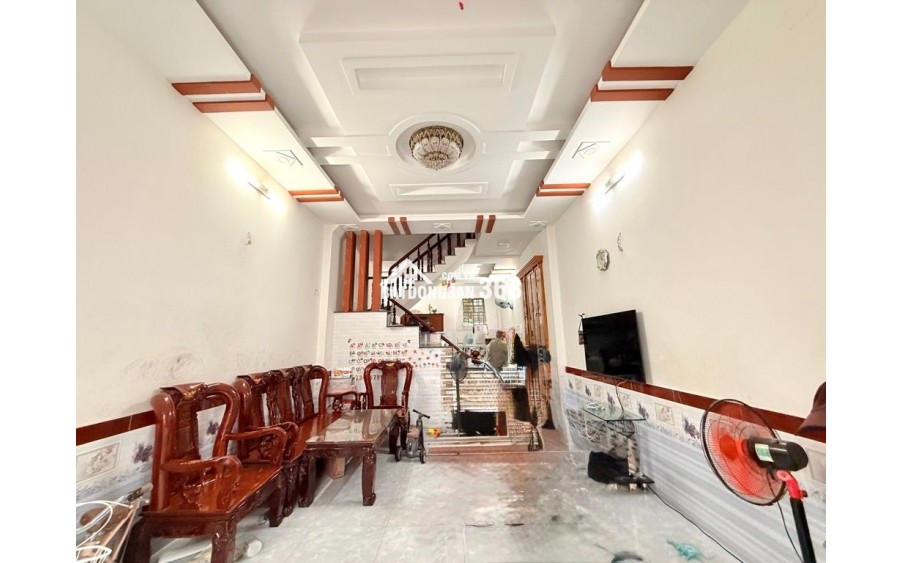 NHÀ 3 TẦNG ĐÚC BTCT Ô TÔ ĐỖ CỬA THÔNG KHẮP NGÃ