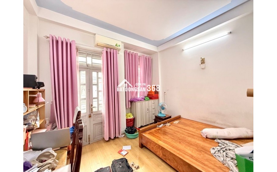 NHÀ 3 TẦNG ĐÚC BTCT Ô TÔ ĐỖ CỬA THÔNG KHẮP NGÃ