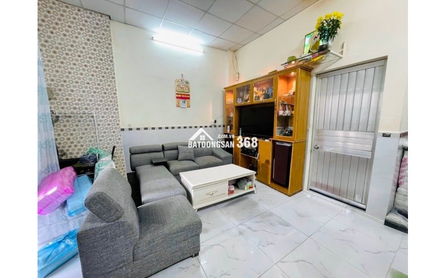  MUA ĐẦU TƯ Ở CHO THUÊ GIỮ TIỀN TỐT - 1 CĂN RA MT NGUYỄN VĂN QUÁ SẦM UẤT - GIÁP GÒ VẤP TÂN BÌNH - 5P QUA NHÀ GA T3 - NGANG 5M VUÔNG A4 ĐẸP .