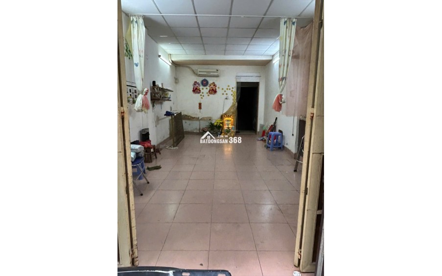 Cho thuê MB và 1 phòng trên lầu tại hẻm 77 Ngô Gia Tự P2 Q10