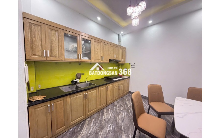 BÁN NHÀ THẠCH BÀN LONG BIÊN 40M2 5 TẦNG GẦN PHỐ GIÁ NHỈNH 7 TỶ