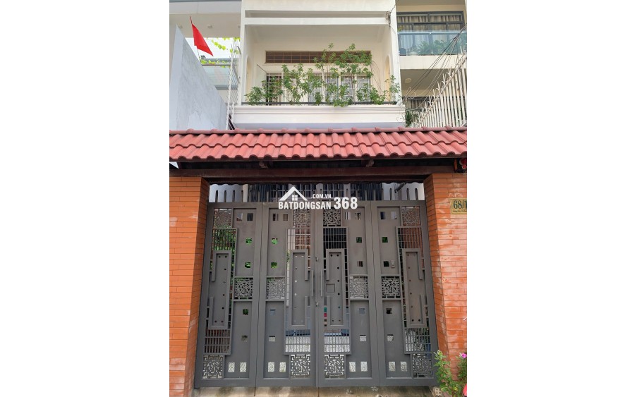 Bán nhà hẻm xe hơi 1 trệt 1 lầu 1 sân thượng Hoàng Diệu P13 Q4 siêu đẹp