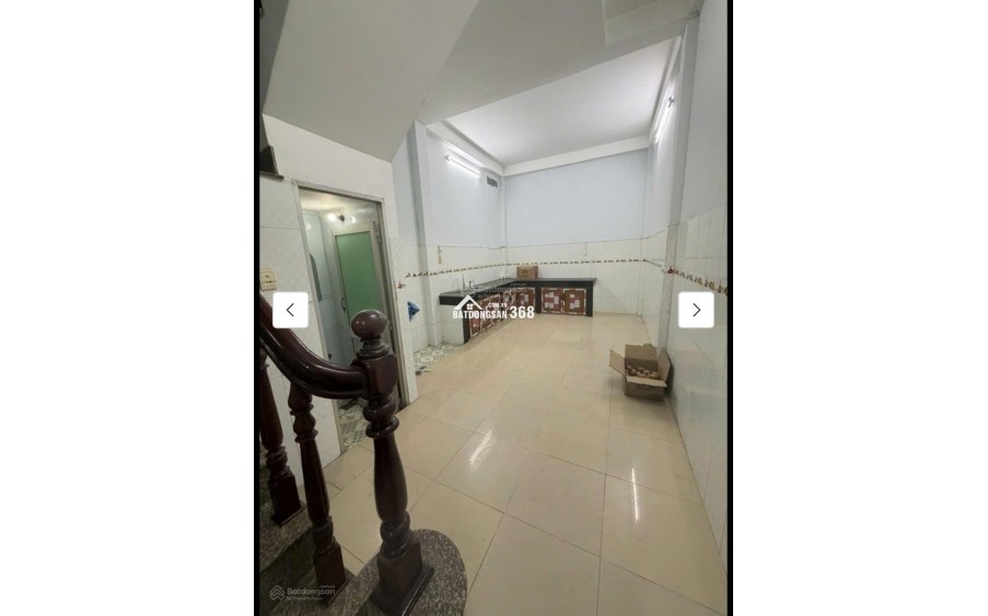 Cho thuê nhà nguyên căn hẻm xe hơi 4pn 3wc tại Hoàng Hoa Thám - Tân Bình