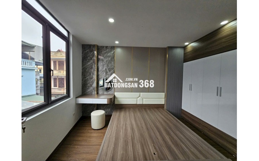 SIÊU PHẨM LONG BIÊN – 6 TẦNG THANG MÁY – LÔ GÓC – Ô TÔ VÀO NHÀ – NHỈNH 9 TỶ