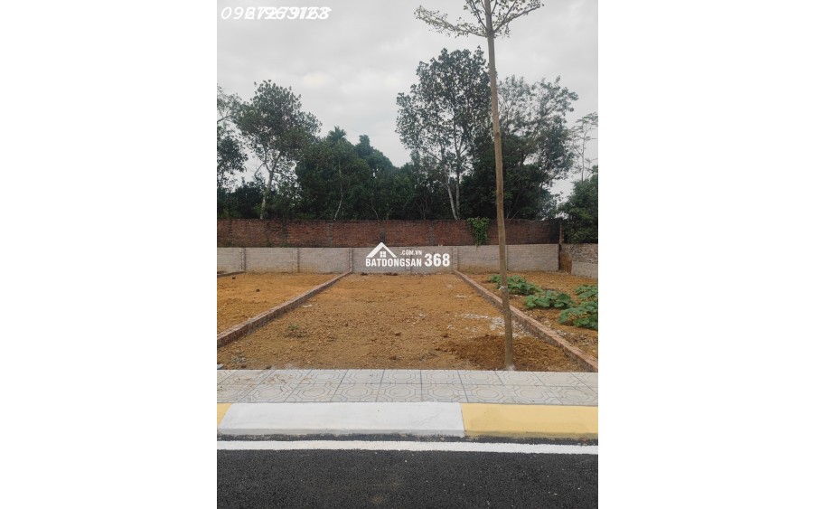 Bán gấp lô đất 100m2 gần Metro số 5, khu vực trung tâm Hòa Lạc. Phù hợp xây trọ, đầu tư sinh lời, kết nối Metro 5 – Quốc Lộ 21. Liên hệ xem đất ngay.