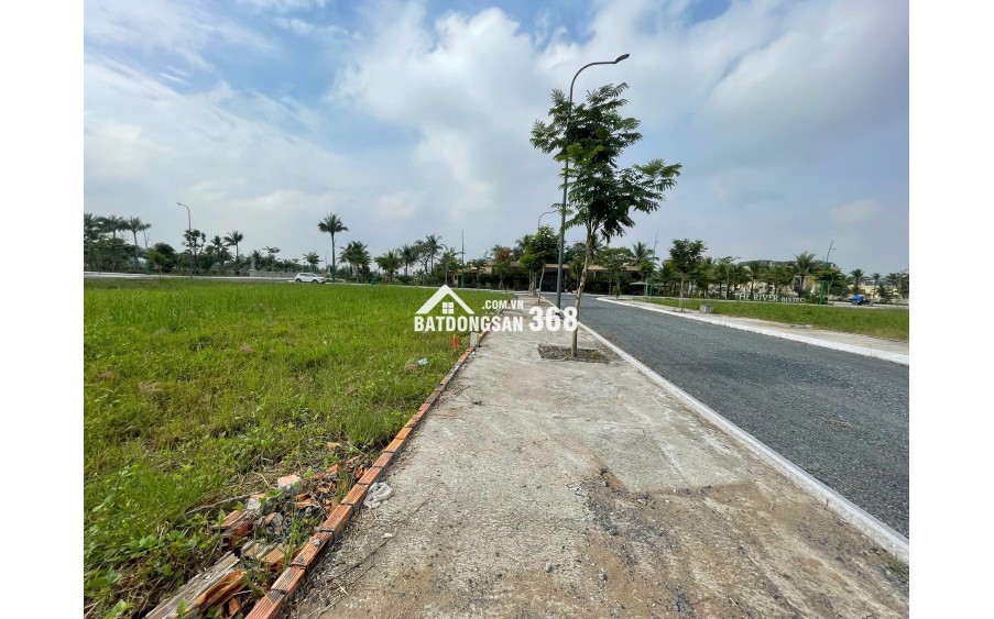 ĐẤT NỀN NGAY TRUNG TÂM HÀNH CHÍNH THỦ THỪA CHỈ HƠN 18TRIỆU/m, SỔ HỒNG RIÊNG TỪNG NỀN