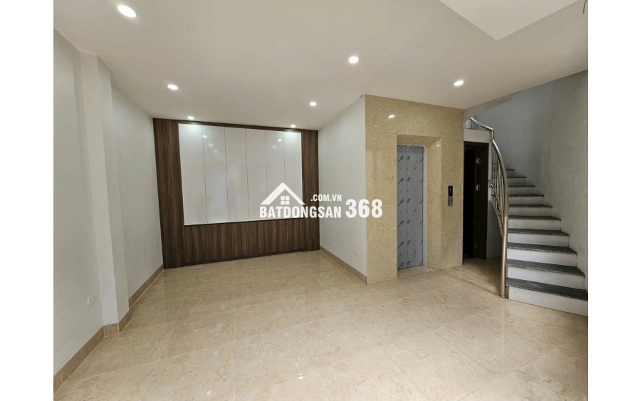 SIÊU PHẨM LONG BIÊN – 6 TẦNG THANG MÁY – LÔ GÓC – Ô TÔ VÀO NHÀ – NHỈNH 9 TỶ