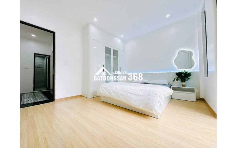 Bán nhà ngõ Văn Hương, 22m 5 tầng, lg, 100m ra ô tô, an sinh đỉnh, 5.2 tỷ 0347282222.
