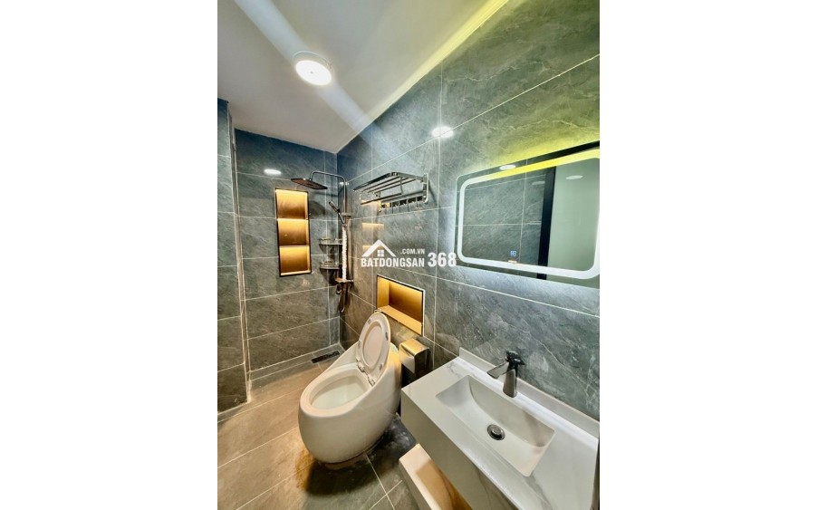 Bán nhà Trần Khát Chân 66m2 ô tô cửa full nội thất chỉ 12 tỷ