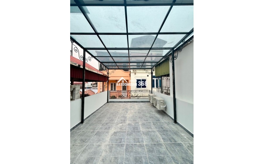 Bán nhà Trần Khát Chân 66m2 ô tô cửa full nội thất chỉ 12 tỷ