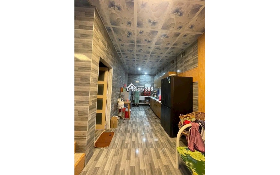 Bán đất tặng nhà 1 trệt 2 lầu ngày trung tâm chợ điều kp2 long bình sổ riêng thổ cư