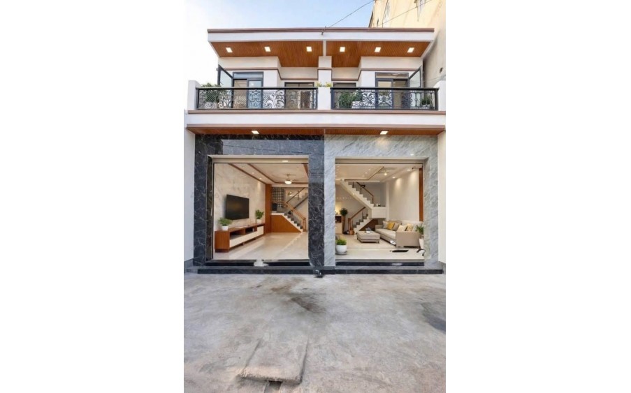 Nhà 1 trệt 1 lầu ngay BigC ngã ba vũng tàu