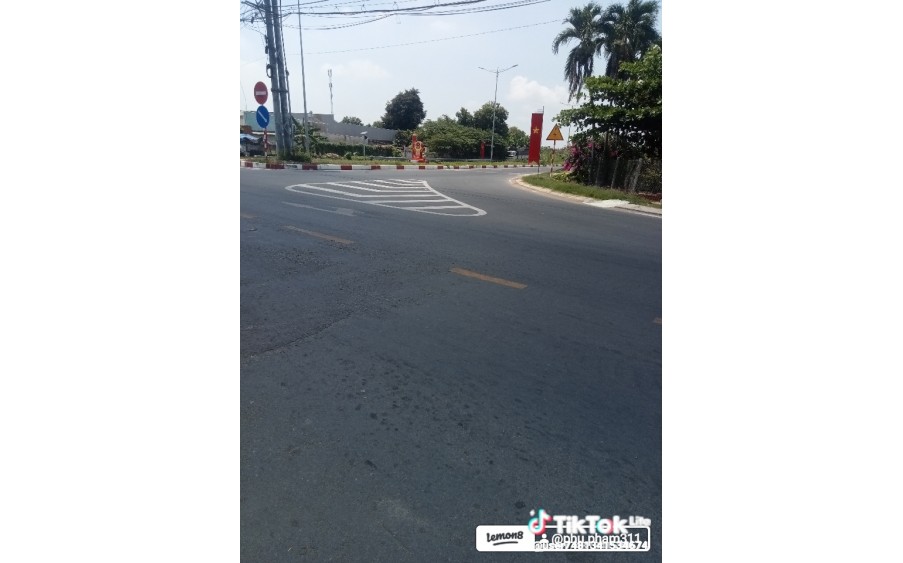  BÁN GẤP NHÀ MẶT TIỀN _ GIẢM NGAY 510TRIEU CHỈ CÒN 2 TỶ 990TRIEU TRƯỚC 30/04