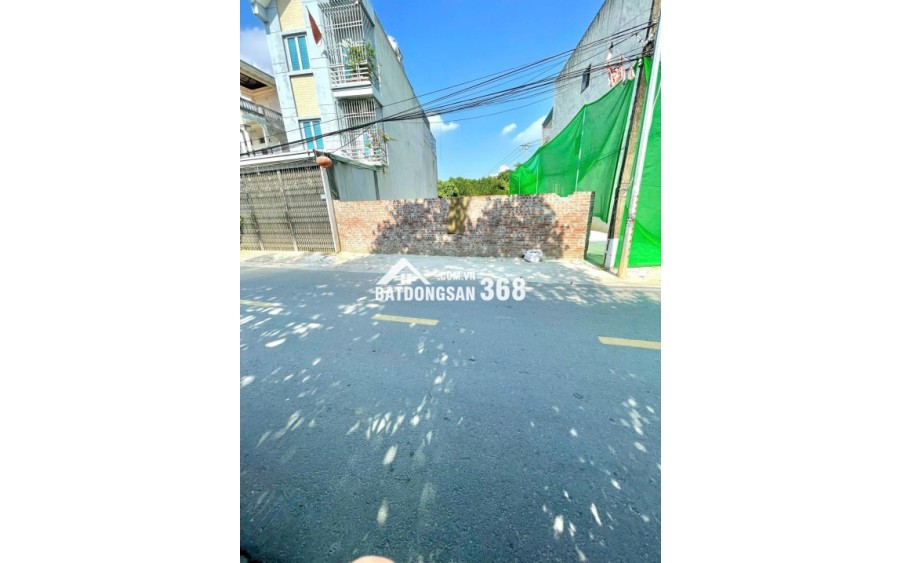 Tiết lộ lô đất 100m2 gần Phú Cát, khu vực trung tâm Hòa Lạc. Phù hợp xây trọ, đầu tư sinh lời, kết nối Metro 5 – Quốc Lộ 21