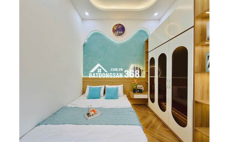 HÀNG HIẾM - SÂN BAY TSN 10” - 35M2 (3.6x9.5) - 2 TẦNG, 2 PN, 2 WC - HẺM SẠCH, DÂN TRÍ CAO