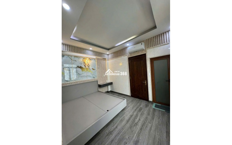 LÊN SÓNG NHÀ ĐẸP XE HƠI ĐẬU CỬA