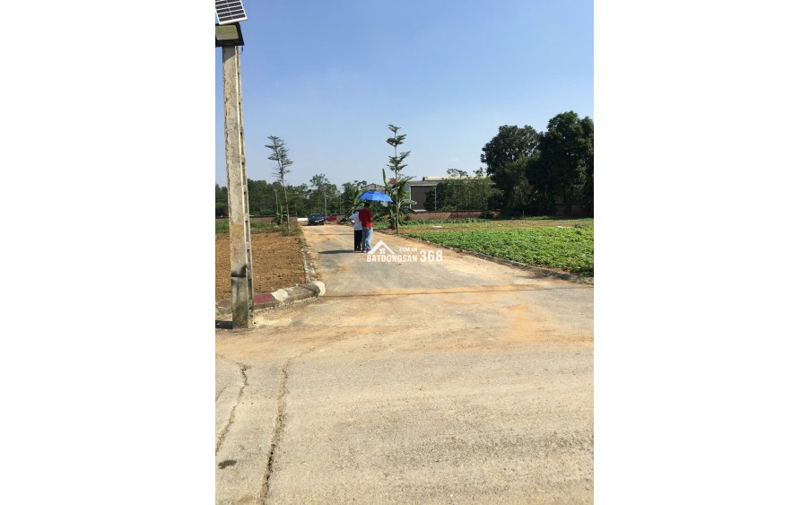 Bán đất chính chủ  Phú Cát/ Hòa Lạc  101.7m2 đất fun thổ cư. 4.x tỷ , lh 0966329691