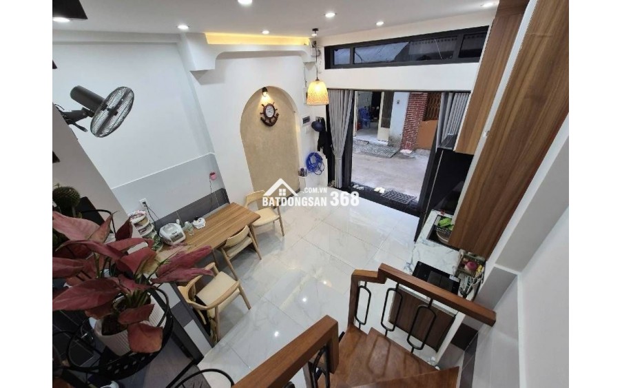 3 TẦNG - AN NINH - HẺM 4M - CHỈ HƠN 4 TỶ- P. VƯỜN LÀI