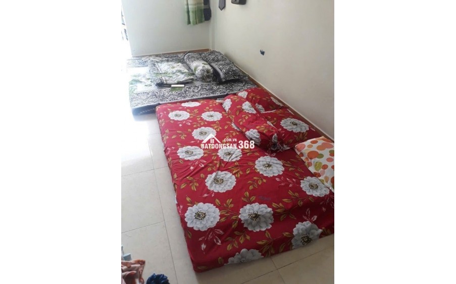 Nằm ngay trung tâm quận 8, cách đường Nguyễn Thị Tần khoảng 100m