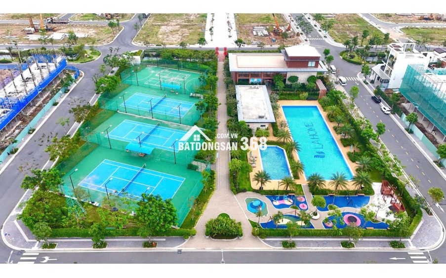 CẦN BÁN NHANH NHÀ PHỐ SÂN VƯỜN GIÁ 4XTR/ m2