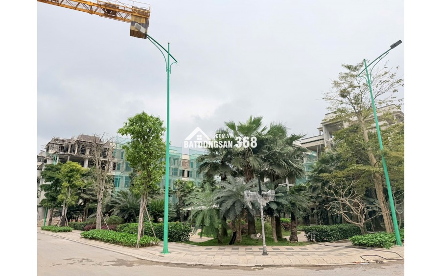 BÁN SIÊU PHẨM LIỀN KỀ  GREEN LITTLE TOWN 100M 5 TẦNG NHỈNH 17 TỶ