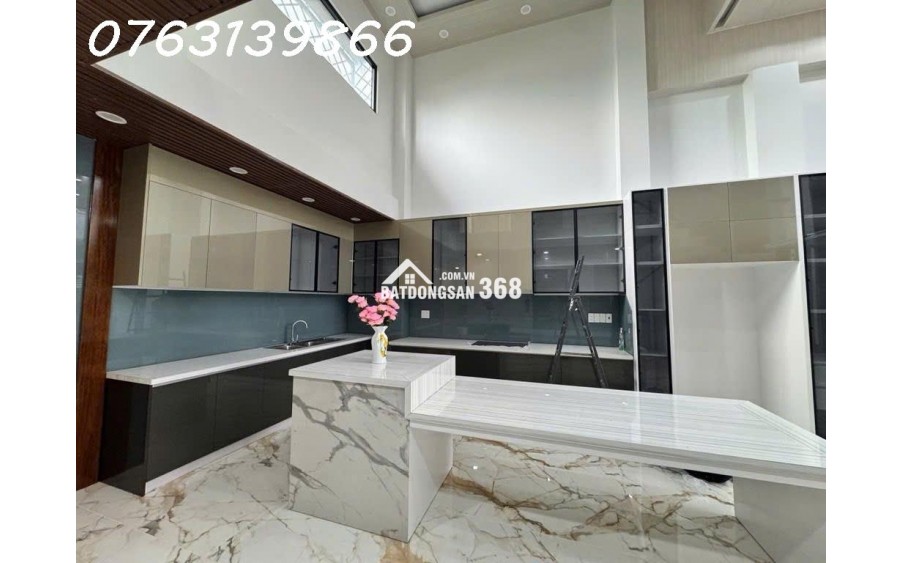 HIẾM ! HƠN 9 TỶ- NHÀ PHỐ CAO CẤP CÓ HỒ BƠI- THANG MÁY- NGANG 7 x 14- GẦN TRƯỜNG QUỐC TẾ AISVN.