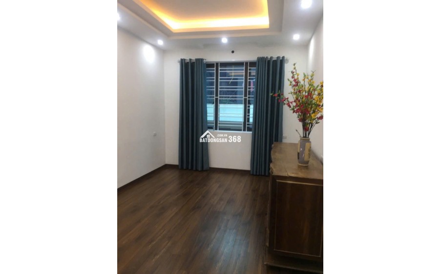 CHO THUÊ NGUYÊN CĂN THÁI HÀ, Ô TÔ VÀO NHÀ, 48M 5T 23TR 0903258273