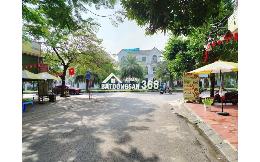 Hàng hiếm có 1 0 2 đây anh chị ơi !!!! 

BÁN NHÀ VIỆT HƯNG ĐƯỜNG Ô TÔ TRÁNH - KINH DOANH - SÁT MẶT PHỐ VIỆT HƯNG