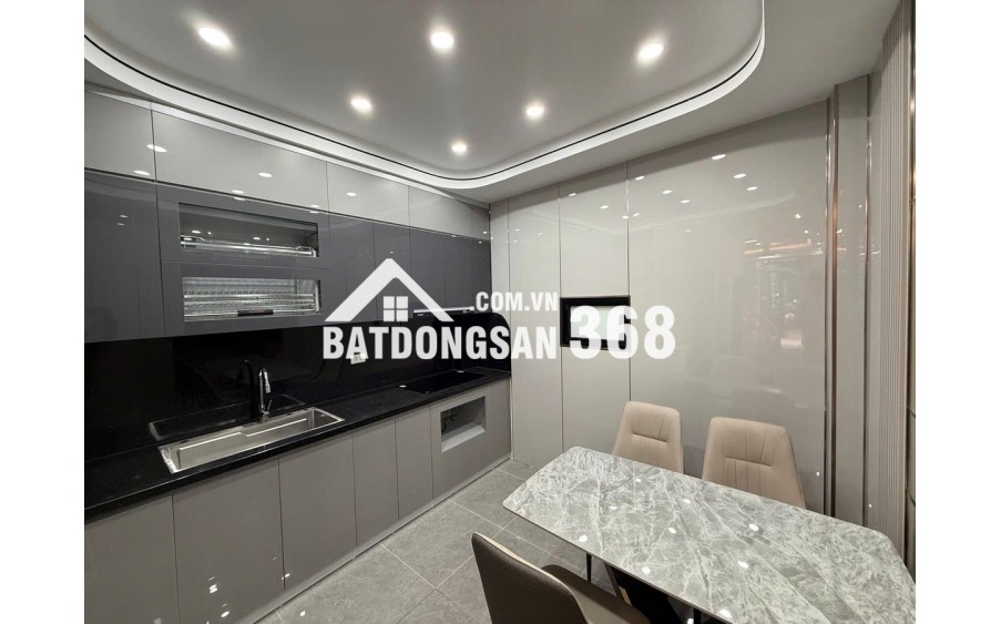 Bán CHDV Quan Nhân gần ôtô, 38m2-5T, full nội thất mới xịn xò cực đẹp, giá 11 tỷ