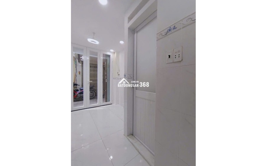 BÁN NHÀ MỚI - 2 TỶ HƠN - 3 TẦNG - SỔ HỒNG RIÊNG - GẦN BỆNH VIỆN CHỢ RẨY - QUẬN 11