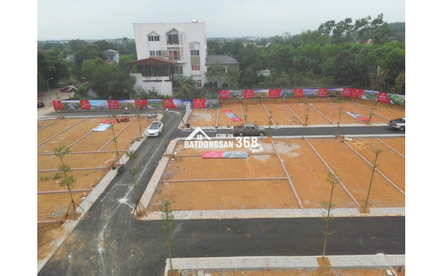 CẮT LỖ SÂU CHỈ MỘT LÔ DUY NHẤT -  LÔ GÓC 2 MẶT TIỀN TẠI HOÀ LẠC GẦN TRƯỜNG ĐHQG, FPT, KHU CNC