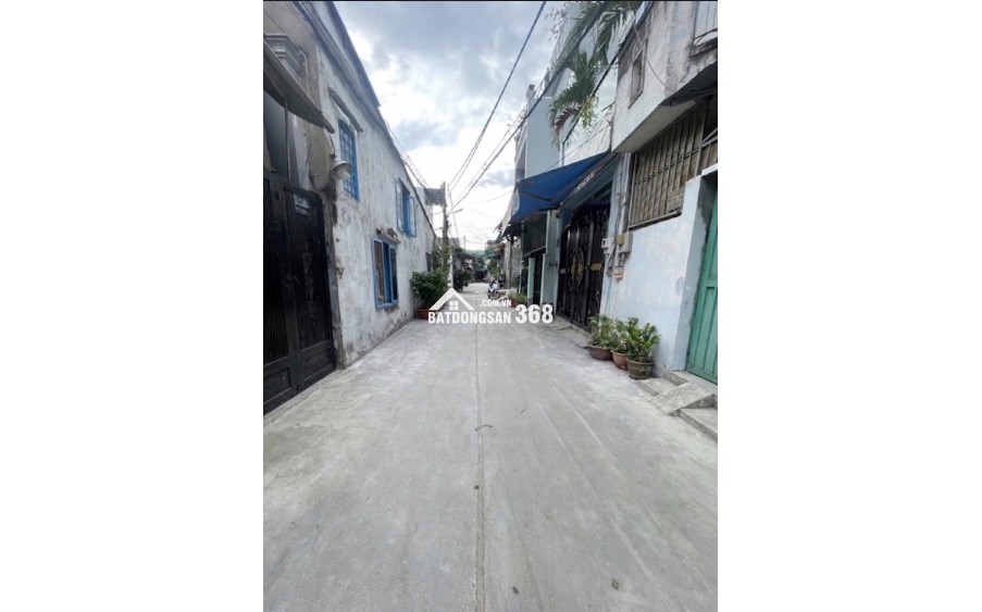 Bán nhà Lô góc Đường số 4, BHHB, Bình Tân - 48m2 - 2 tầng - HXH thông - 2.9 tỷ