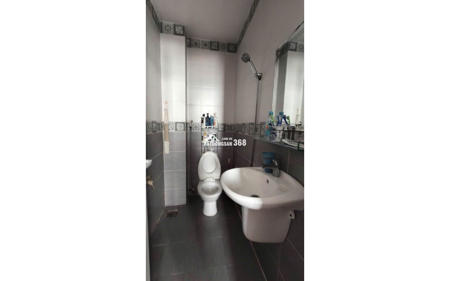 Nhà 4 tầng sát MT Hà Huy Giáp – giáp Gò Vấp GIẢM SỐC – CHỈ CÒN 5.89 TỶ