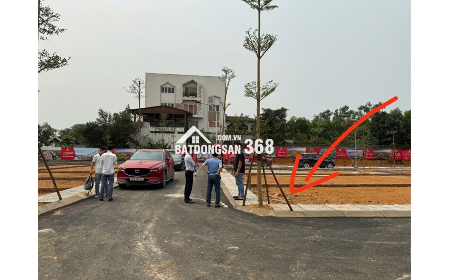 CẦN TIỀN CHO CON ĐI DU HỌC CẮT LỖ 300TR BÁN NHANH LÔ ĐẤT 100M2 FULL THỔ CƯ ĐẤT Ở HÒA LẠC.