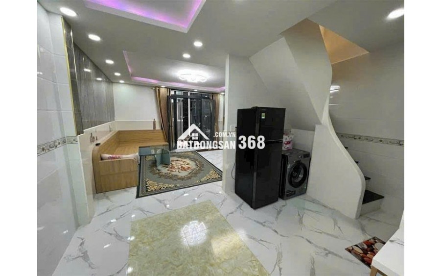 NHÀ ĐẸP Q7 - 2 TẦNG - 46m2 - GẦN MẶT TIỀN - CHỈ 3TỶ NHỈNH