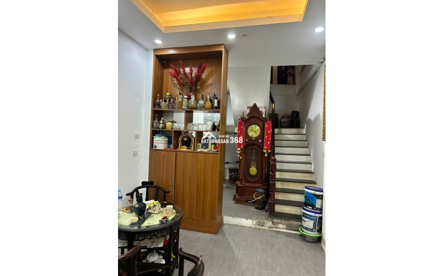 Hào Nam, 35m , 6 tầng, giá 7,7 tỷ