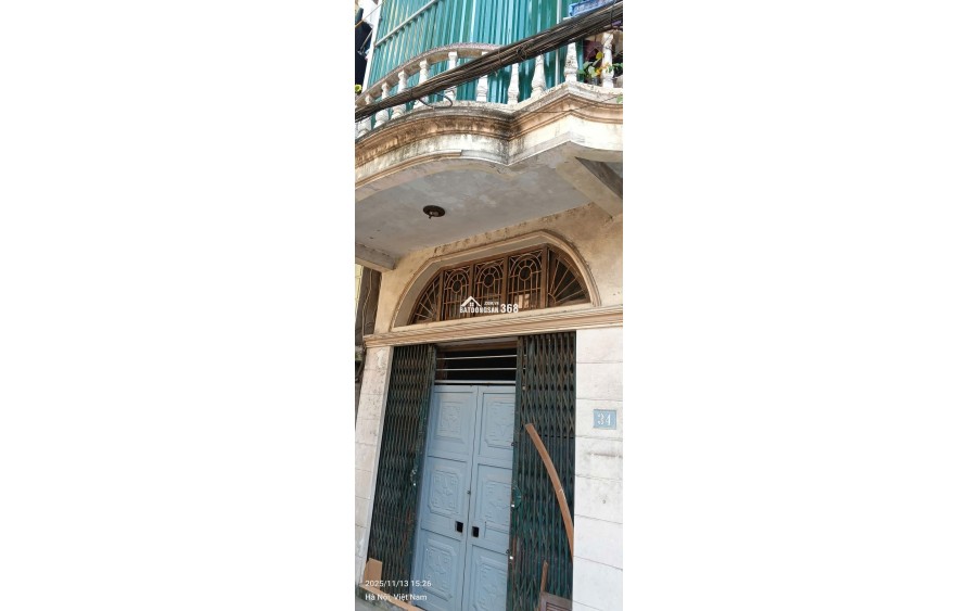 Nhà phố Kim Mã, trục chính giao thông thuận lợi, nhà 4 tầng , diện tích 50m, xây dựng khung cột chắc chắn, 2 mặt thoáng