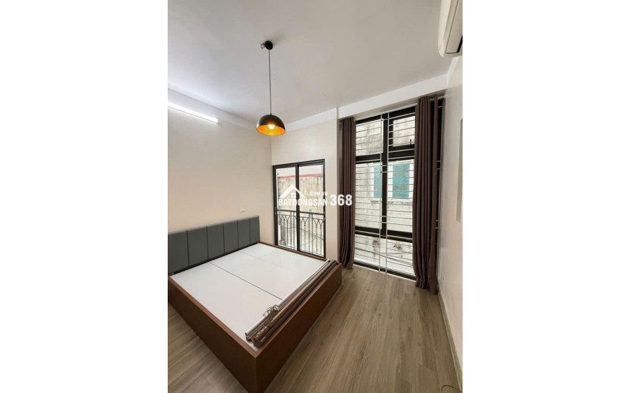 Hàng hiếm !!!! Nhà thượng thanh 44m2. 5 tầng dân xây - ô tô đỗ tận cửa - giá chỉ hơn 6 tỷ
